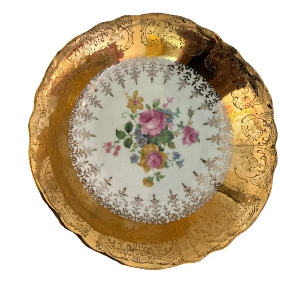 Vintage Vogue Gold Filigree Saucer White Floral 22k Gold Homer Laughlin (5)